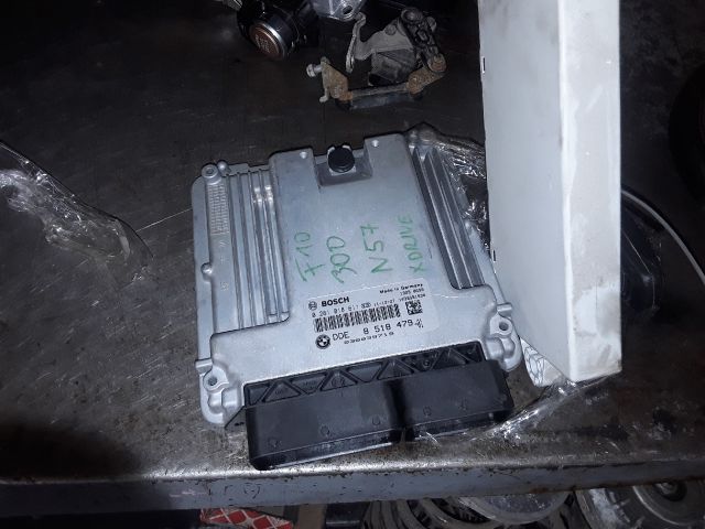 bontott BMW 5 F10 Motorvezérlő