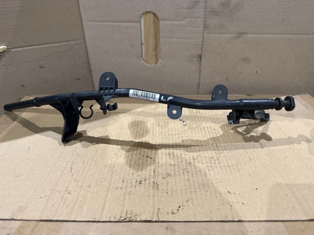 bontott BMW 5 F10 Nívópálca