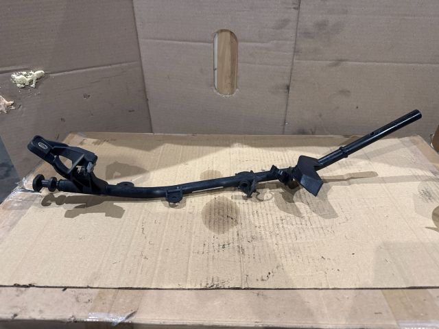 bontott BMW 5 F10 Nívópálca