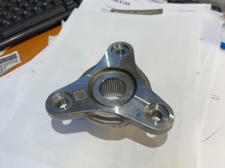 bontott BMW 5 F10 Osztómű