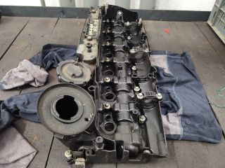 bontott BMW 5 F10 Szelepfedél