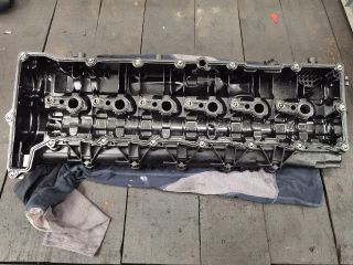 bontott BMW 5 F10 Szelepfedél