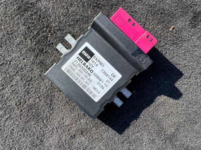 bontott BMW 5 F10 Üzemanyag Szivattyú Relé