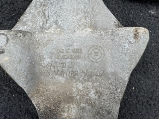 bontott BMW 5 F10 Váltó Tartó Bak (Pozíciófüggetlen)