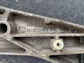 bontott BMW 5 F10 Váltó Tartó Bak (Pozíciófüggetlen)