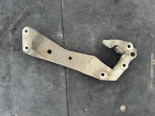 bontott BMW 5 F10 Váltó Tartó Bak (Pozíciófüggetlen)