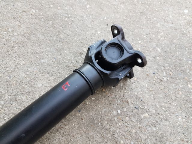 bontott BMW 5 F10 Kardántengely