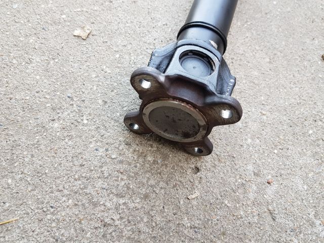 bontott BMW 5 F10 Kardántengely