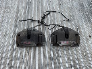 bontott BMW 5 F10 Féknyereg Munkahengerrel Szett