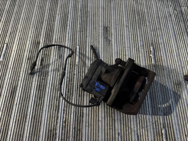 bontott BMW 5 F10 Jobb hátsó Féknyereg Munkahengerrel