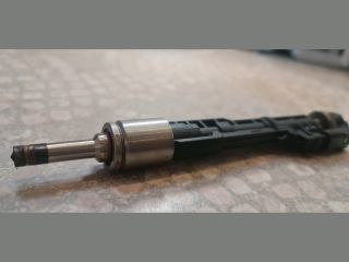 bontott BMW 5 F10 Porlasztó (1 db)