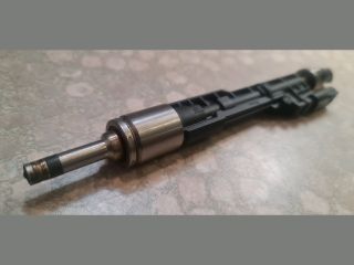 bontott BMW 5 F10 Porlasztó (1 db)