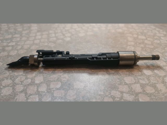 bontott BMW 5 F10 Porlasztó (1 db)