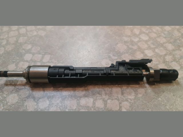 bontott BMW 5 F10 Porlasztó (1 db)