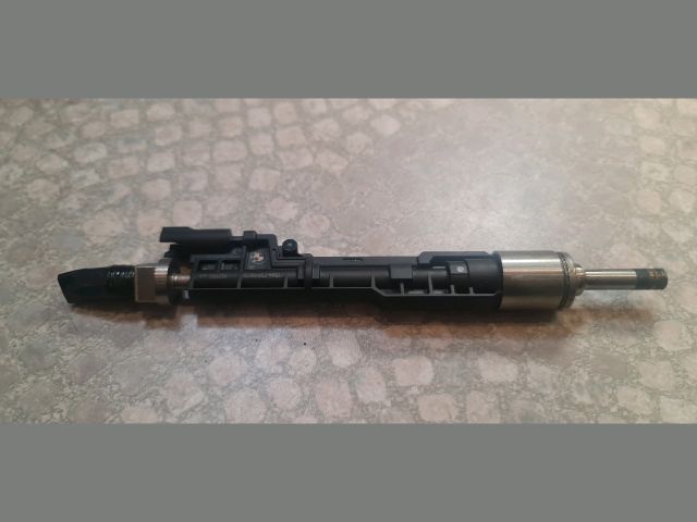 bontott BMW 5 F10 Porlasztó (1 db)