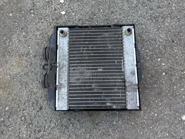 bontott BMW 5 F10 Vízhűtő Radiátor (Klímás)