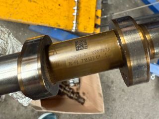 bontott BMW 5 F10 Vezérműtengely (Magában)