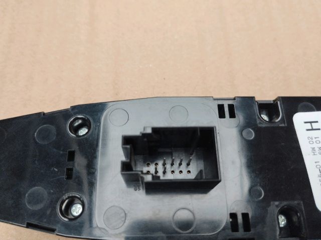 bontott BMW 5 F10 Ablakemelő Kapcsoló Négyes / Kettes