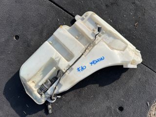 bontott BMW 5 F10 Ablakmosó Tartály