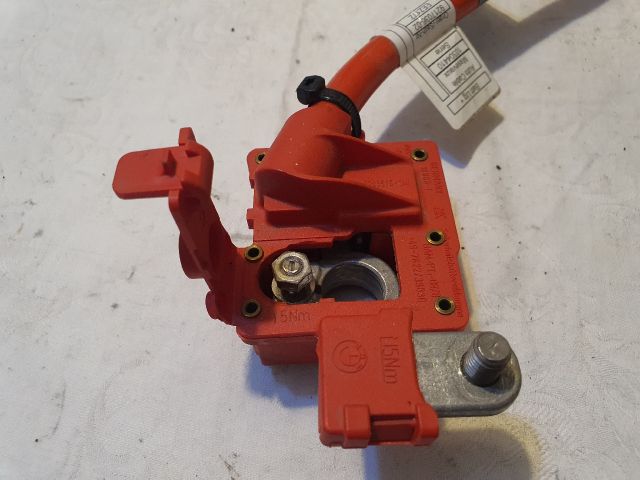 bontott BMW 5 F10 Akkumulátor Saru Elektronikával