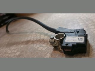 bontott BMW 5 F10 Akkumulátor Saru Elektronikával