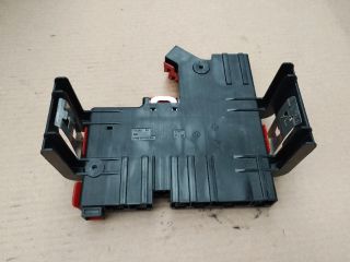 bontott BMW 5 F10 Akkumulátor Saru Elektronikával