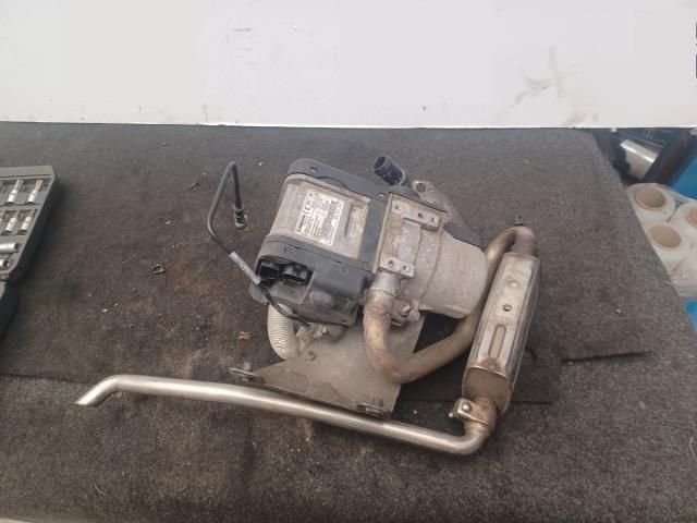 bontott BMW 5 F10 Állófűtés (Részeivel)