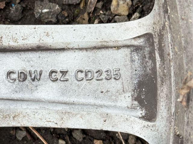 bontott BMW 5 F10 Alufelni (1 db)