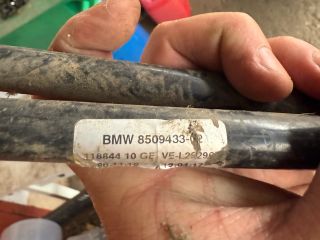 bontott BMW 5 F10 Automata Váltó Olaj Cső