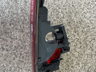 bontott BMW 5 F10 Bal Belső Hátsó Lámpa