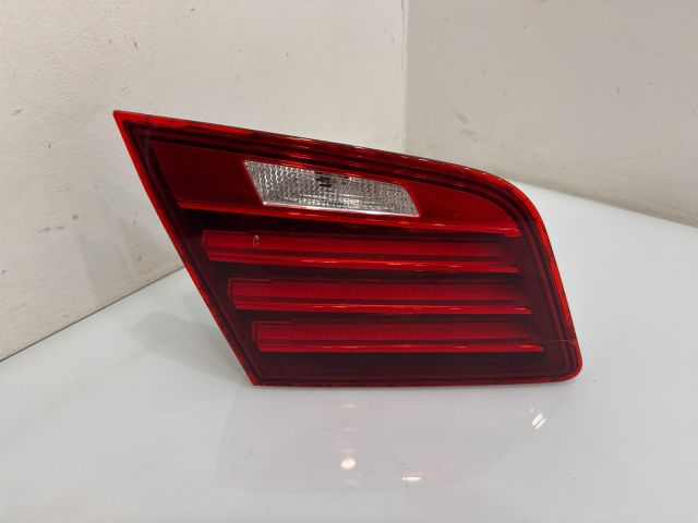 bontott BMW 5 F10 Bal Belső Hátsó Lámpa