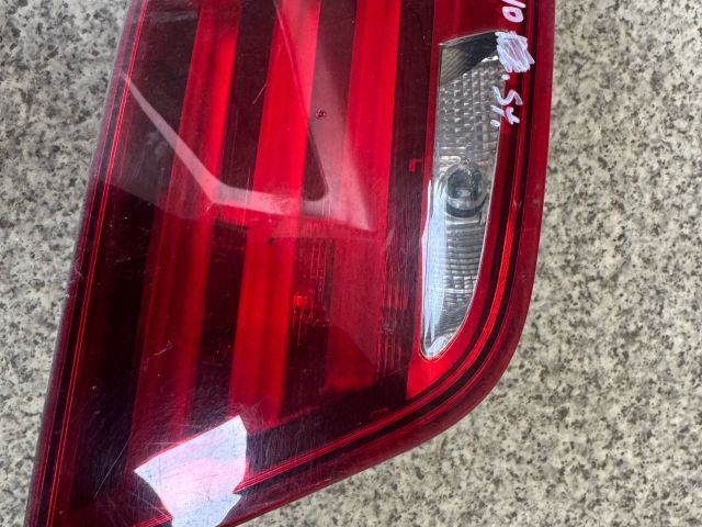 bontott BMW 5 F10 Bal Belső Hátsó Lámpa