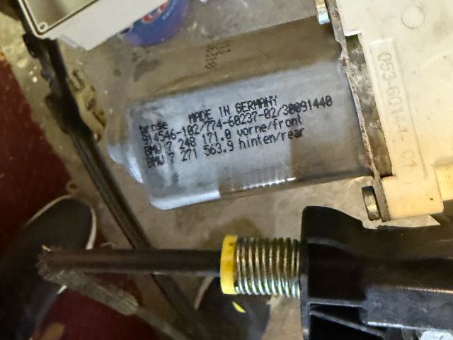 bontott BMW 5 F10 Bal első Ablakemelő Szerkezet (Elektromos)