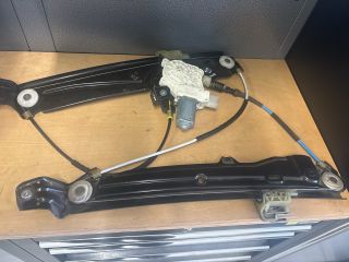 bontott BMW 5 F10 Bal első Ablakemelő Szerkezet (Elektromos)