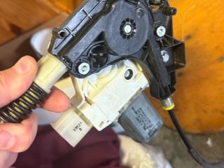 bontott BMW 5 F10 Bal első Ablakemelő Szerkezet (Elektromos)