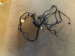 bontott BMW 5 F10 Bal első Ajtó Kábelköteg