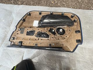 bontott BMW 5 F10 Bal első Ajtó Kárpit