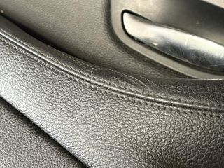 bontott BMW 5 F10 Bal első Ajtó Kárpit