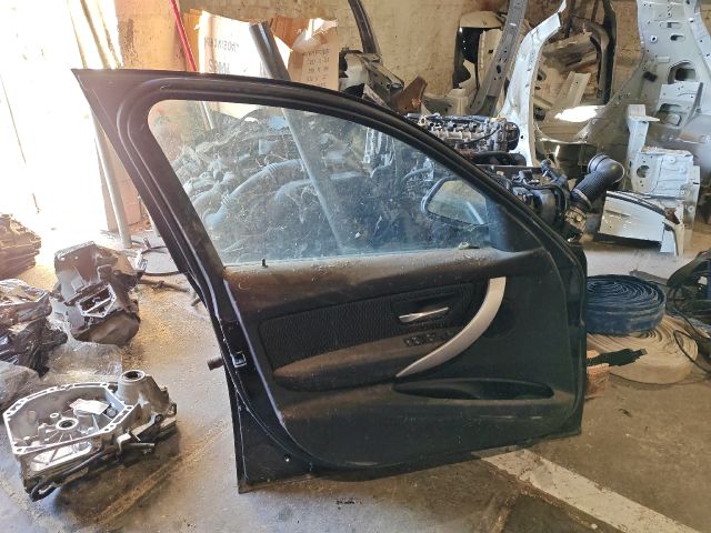 bontott BMW 5 F10 Bal első Ajtó (Részeivel)