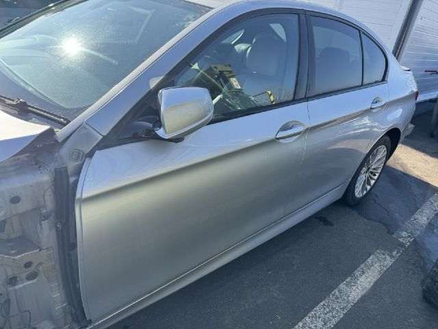 bontott BMW 5 F10 Bal első Ajtó (Üres lemez)