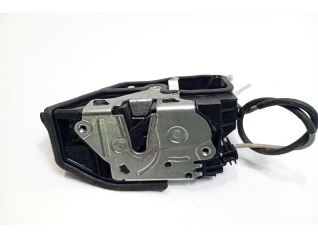 bontott BMW 5 F10 Bal első Ajtózár