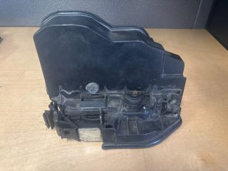 bontott BMW 5 F10 Bal első Ajtózár