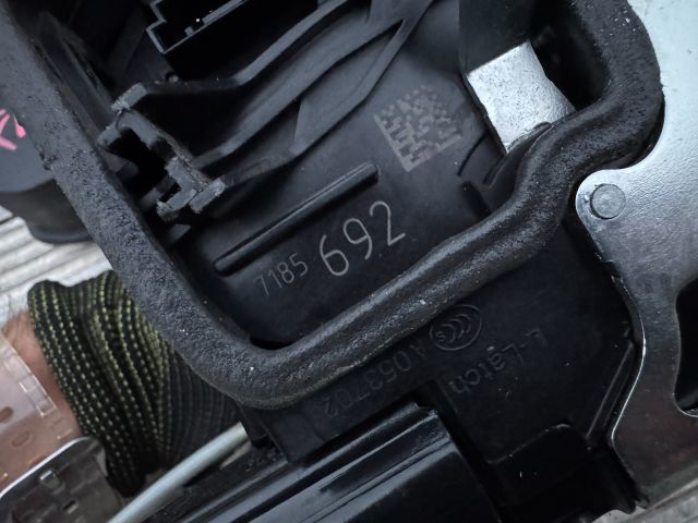 bontott BMW 5 F10 Bal első Ajtózár