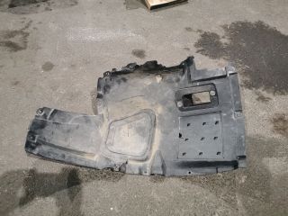 bontott BMW 5 F10 Bal első Első Dobbetét (Kerékjárati, Műanyag)