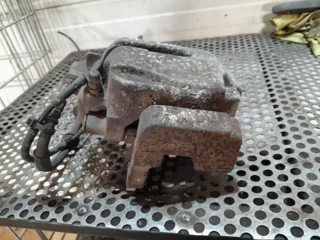 bontott BMW 5 F10 Bal első Fékkengyel