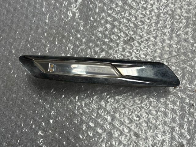 bontott BMW 5 F10 Bal első Irányjelző