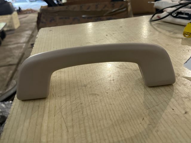 bontott BMW 5 F10 Bal első Kapaszkodó (Felső)