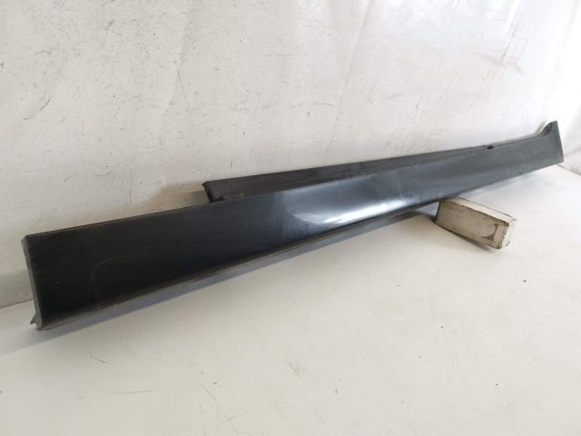 bontott BMW 5 F10 Bal első Küszöb Díszléc