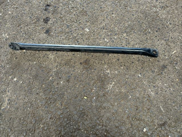 bontott BMW 5 F10 Bal első Lökhárító Merevítő Tartó (Fém)