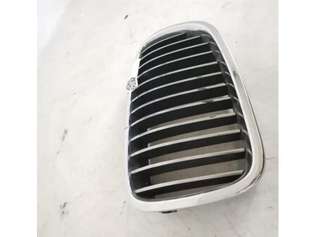 bontott BMW 5 F10 Bal első Lökhárító Vakborítás